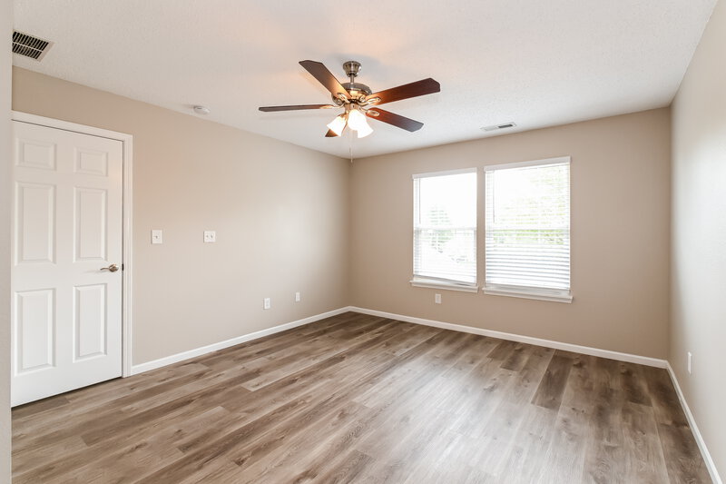 1,760/Mo, 2826 Cahokia Ct Indianapolis, IN 46217 Main Bedroom View 3