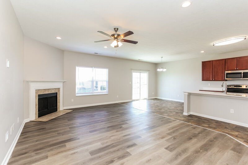 2,105/Mo, 8267 Templederry Dr Brownsburg, IN 46112 Living Room View