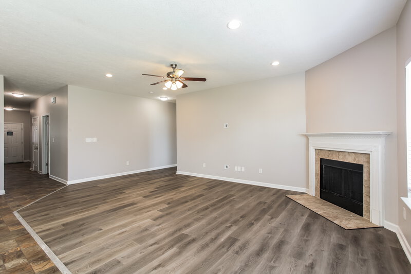 2,105/Mo, 8267 Templederry Dr Brownsburg, IN 46112 Living Room View 2