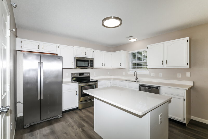 2,785/Mo, 4204 Dunedin Ct Westfield, IN 46062 Kitchen View 2