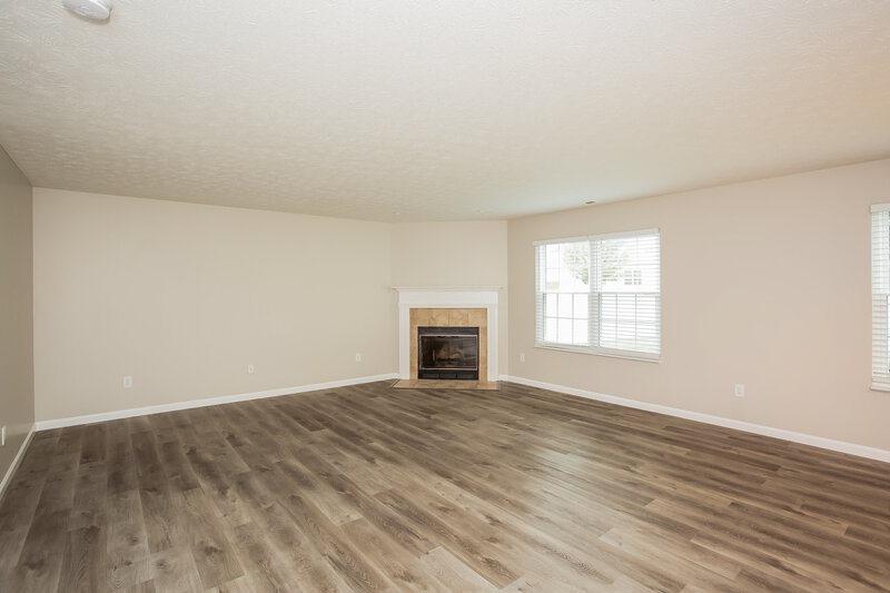 2,450/Mo, 11309 Seattle Slew Dr Noblesville, IN 46060 Living Room View