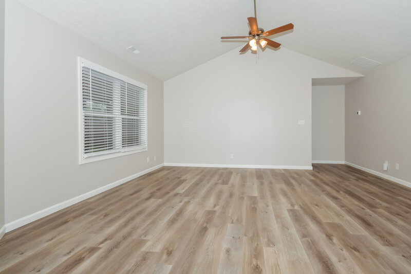 1,630/Mo, 7142 Oldham Dr Indianapolis, IN 46221 Living Room View