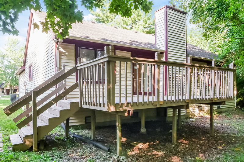 1,760/Mo, 5865 Petersen Ct Indianapolis, IN 46254 Rear View 2