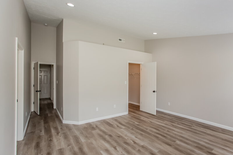 2,090/Mo, 16901 Peach Ln Noblesville, IN 46062 Main Bedroom View 3