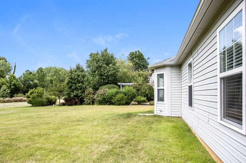 2,090/Mo, 16901 Peach Ln Noblesville, IN 46062 Rear View 2