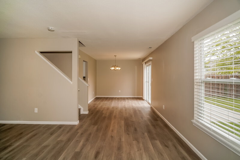 1,960/Mo, 605 Sun Ridge Blvd Avon, IN 46123 Living Room View 3