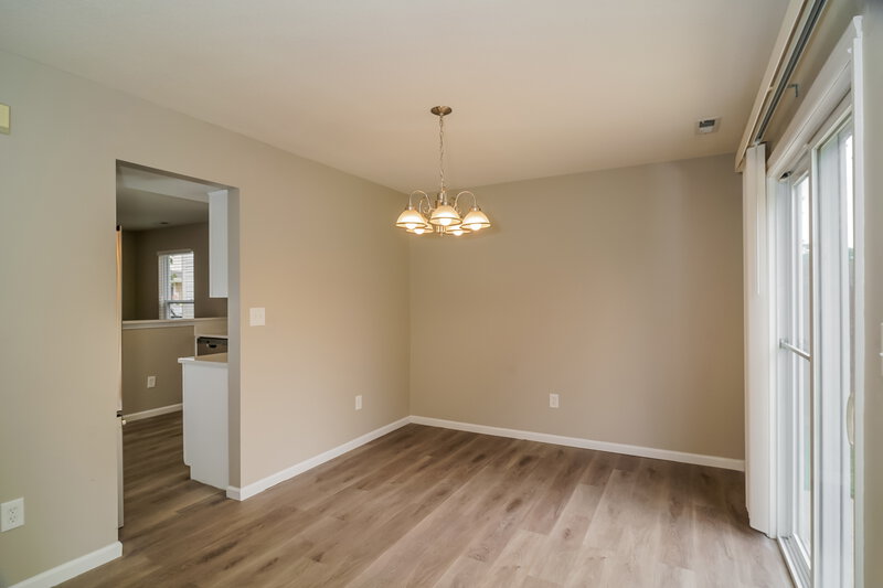 1,960/Mo, 605 Sun Ridge Blvd Avon, IN 46123 Dining Room View