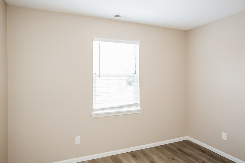 1,720/Mo, 6204 Glenshire Ln Indianapolis, IN 46237 Bedroom View 3
