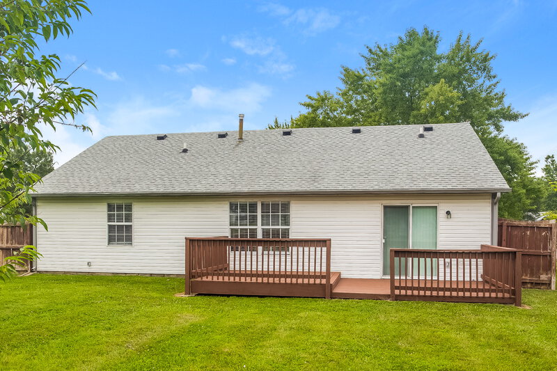 1,720/Mo, 6204 Glenshire Ln Indianapolis, IN 46237 Rear View