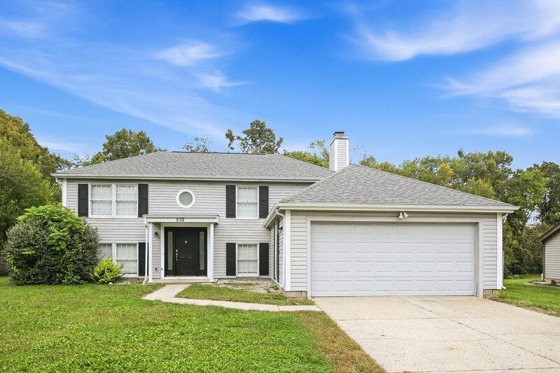 2,175/Mo, 532 Hunters Trail Greenwood, IN 46142 External View
