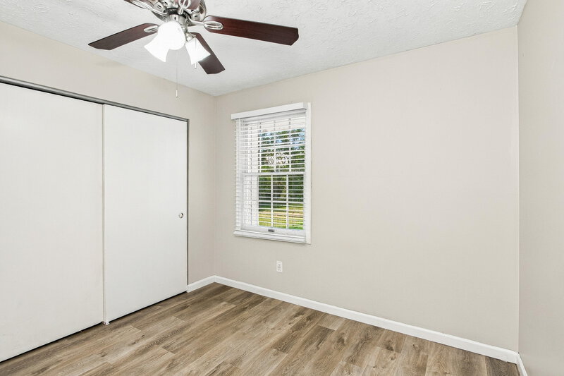 2,175/Mo, 532 Hunters Trail Greenwood, IN 46142 Bedroom View 2