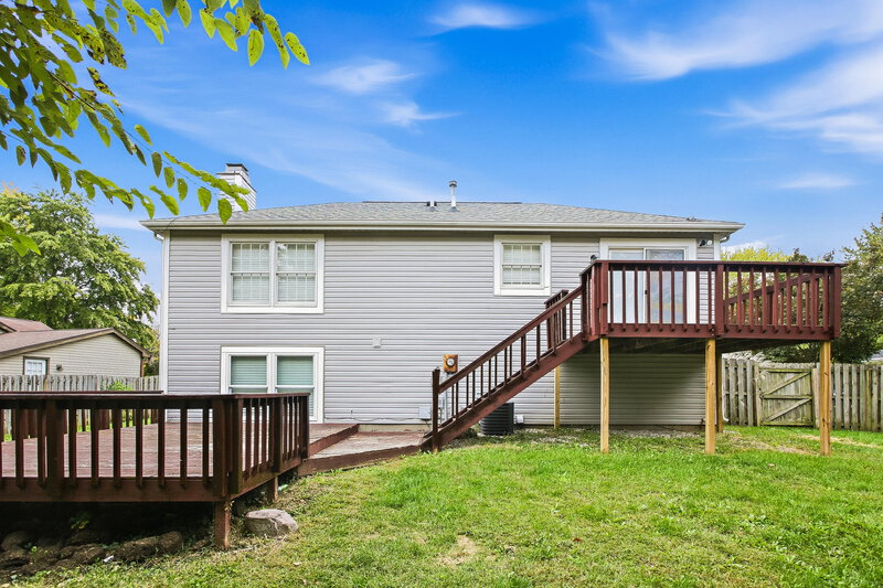 2,175/Mo, 532 Hunters Trail Greenwood, IN 46142 Rear View