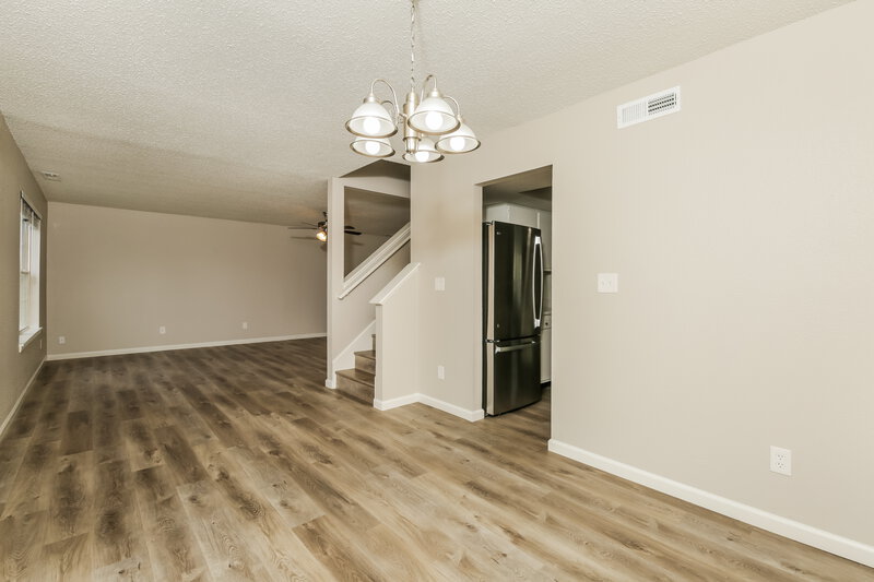 2,710/Mo, 649 Meadows Edge Ln Indianapolis, IN 46217 Dining Room View