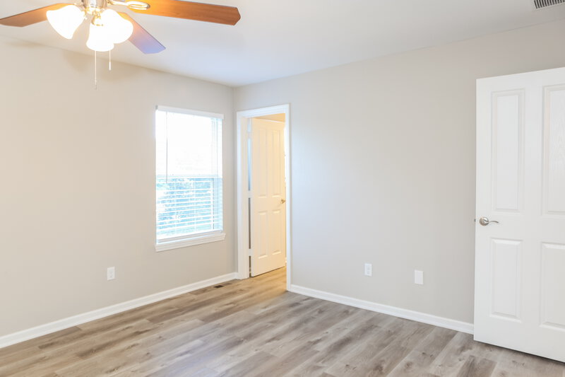 1,950/Mo, 5845 Poole Place Noblesville, IN 46060 Main Bedroom View