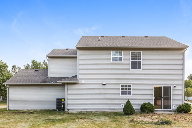 1,950/Mo, 5845 Poole Place Noblesville, IN 46060 Rear View 2