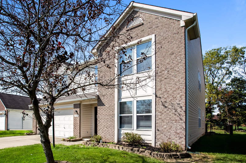 2,595/Mo, 7018 Oldham Drive Indianapolis, IN 46221 Front View