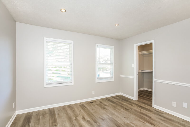 1,970/Mo, 5715 Quail Rd Indianapolis, IN 46278 Bedroom View 3