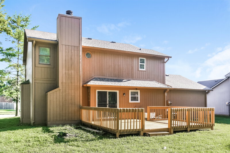 1,970/Mo, 5715 Quail Rd Indianapolis, IN 46278 Rear View