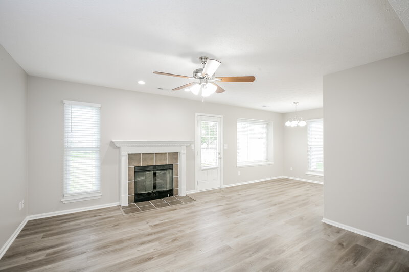 2,125/Mo, 7345 Red Rock Rd Indianapolis, IN 46236 Living Room View 2