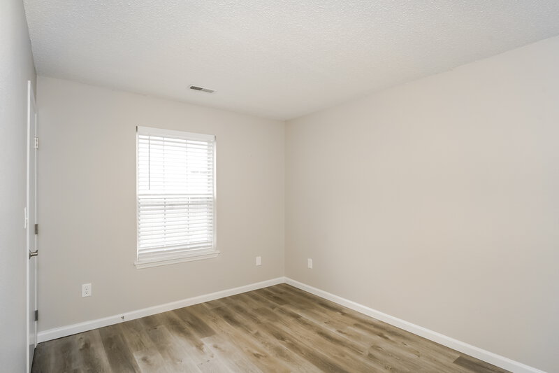 1,560/Mo, 6471 Amick Way Indianapolis, IN 46268 Bedroom View