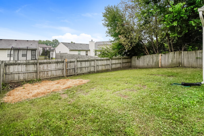 1,560/Mo, 6471 Amick Way Indianapolis, IN 46268 Exterior View