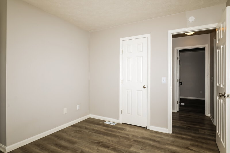 2,350/Mo, 1861 Ambassador Ct Indianapolis, IN 46214 Bedroom View