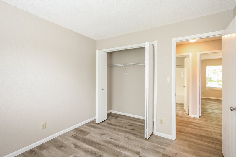 1,825/Mo, 1417 Green Spring Way Greenwood, IN 46143 Bedroom View