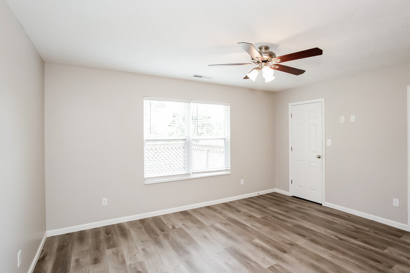 2,140/Mo, 5620 Willowridge Ct Indianapolis, IN 46221 Primary Bedroom View