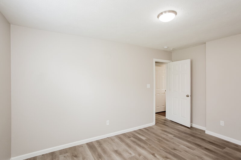 2,140/Mo, 5620 Willowridge Ct Indianapolis, IN 46221 Bedroom View 3