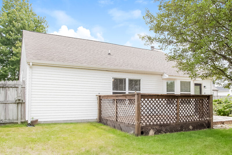 2,140/Mo, 5620 Willowridge Ct Indianapolis, IN 46221 Rear View