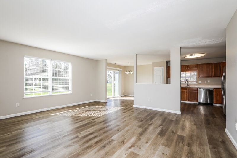 2,165/Mo, 302 Brookview Dr Brownsburg, IN 46112 Living Room View