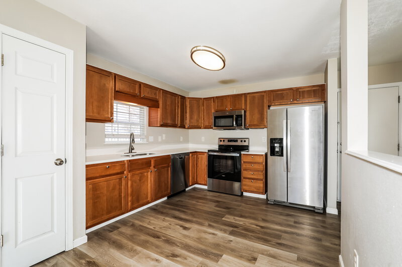 2,165/Mo, 302 Brookview Dr Brownsburg, IN 46112 Kitchen View