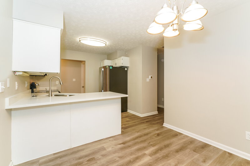 2,010/Mo, 3124 Eastpointe Dr Franklin, IN 46131 Dining Room View