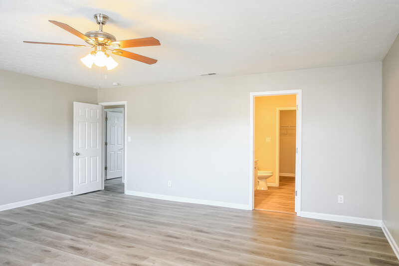 1,970/Mo, 3185 Mcintosh Dr Bargersville, IN 46106 Main Bedroom View