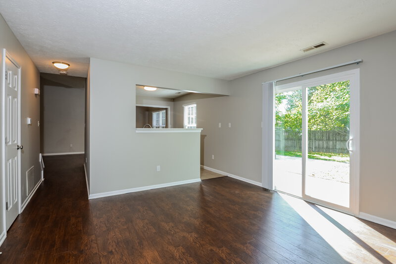 1,785/Mo, 9231 Ratcliff Ct Indianapolis, IN 46234 Family Room View