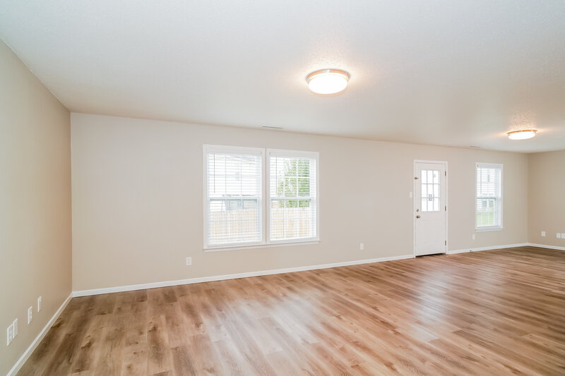 2,190/Mo, 10767 Miller Dr Indianapolis, IN 46231 Misc View