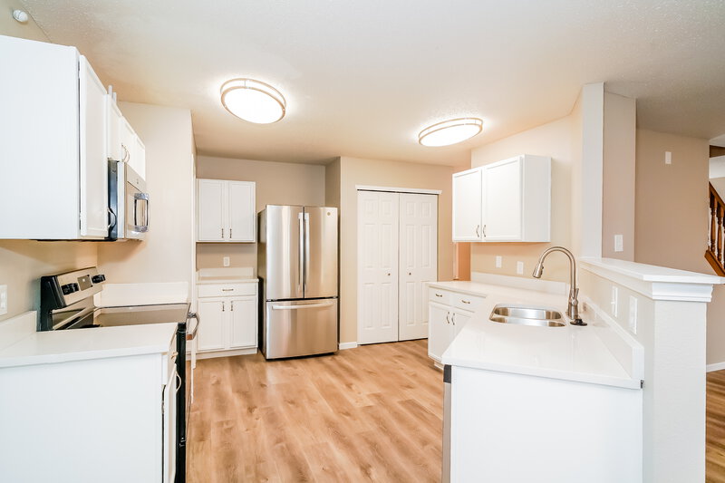 2,190/Mo, 10767 Miller Dr Indianapolis, IN 46231 Misc View 5