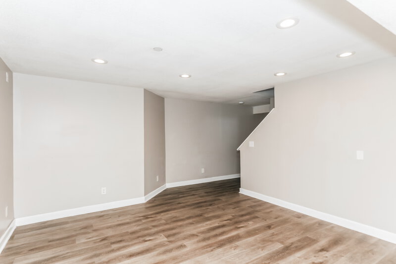 2,350/Mo, 8078 Carina Dr Indianapolis, IN 46268 Basement View