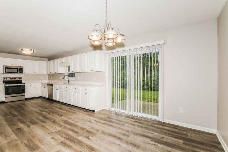 2,305/Mo, 12951 Brookhaven Dr Fishers, IN 46037 Dining Room View 2