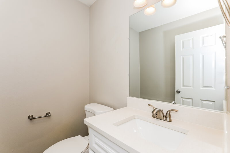 2,305/Mo, 12951 Brookhaven Dr Fishers, IN 46037 Bathroom View