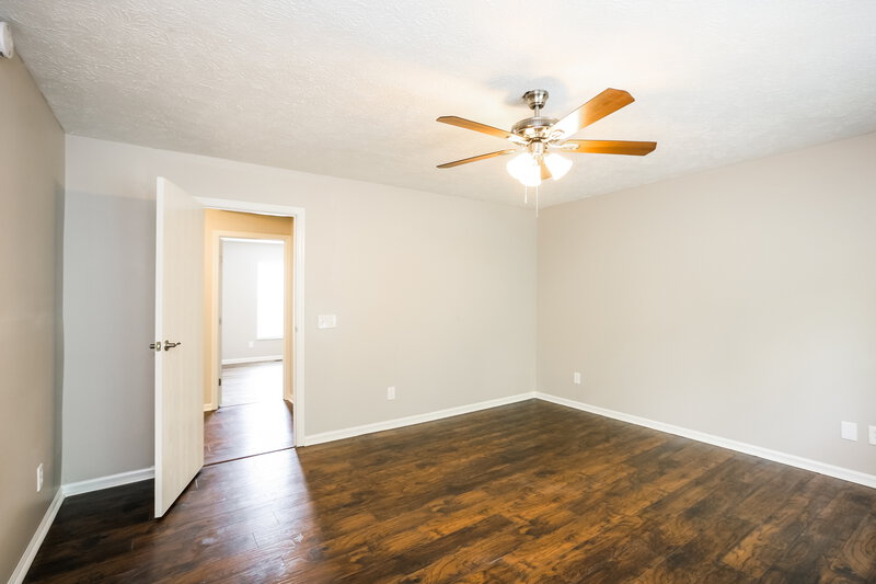 1,845/Mo, 1808 Beckenbauer Ln Indianapolis, IN 46214 Main Bedroom View