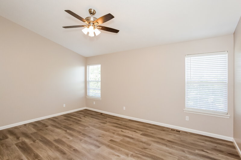 2,550/Mo, 12030 Bearsdale Dr Indianapolis, IN 46235 Misc View 5