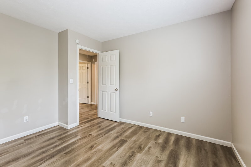 2,045/Mo, 12030 Bearsdale Dr Indianapolis, IN 46235 Bedroom View 2