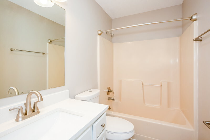 2,550/Mo, 12030 Bearsdale Dr Indianapolis, IN 46235 Misc View 12