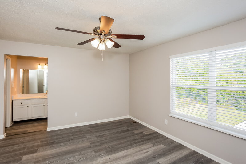 1,770/Mo, 6726 Sparrowood Dr Indianapolis, IN 46236 Main Bedroom View 2