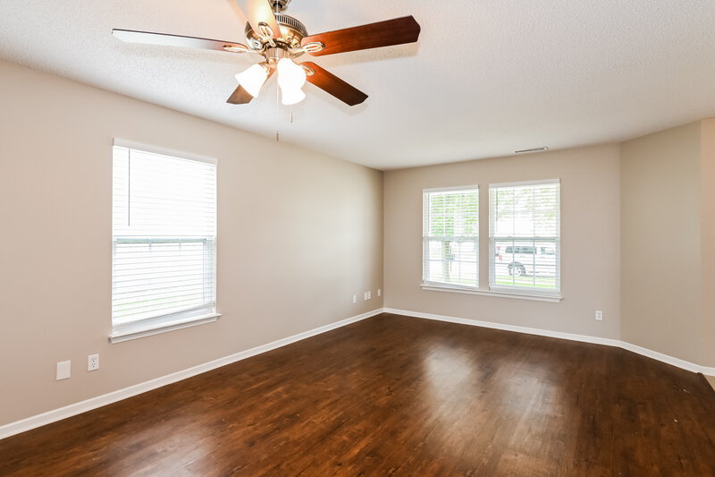 2,265/Mo, 8652 Orchard Grove Ln Camby, IN 46113 Living Room View 2