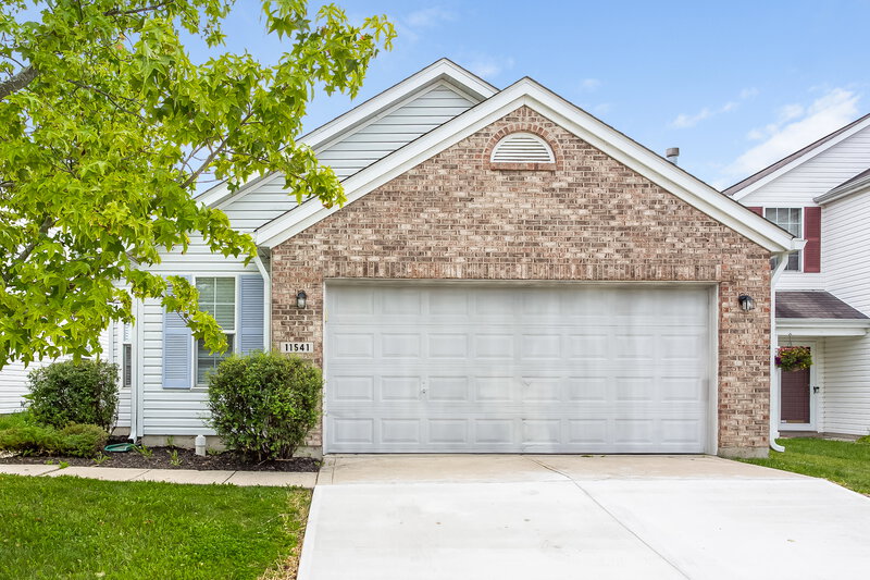 1,990/Mo, 11541 Glenn Abbey Ln Indianapolis, IN 46235 External View