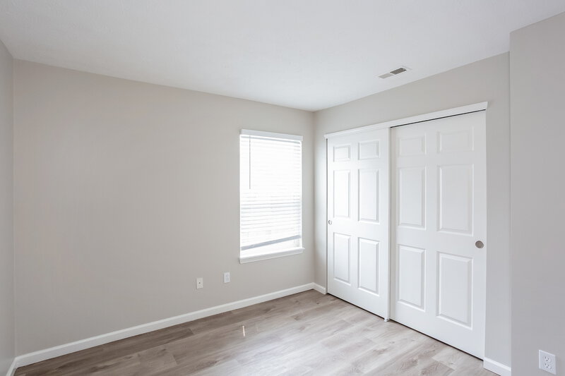 1,990/Mo, 11541 Glenn Abbey Ln Indianapolis, IN 46235 Bedroom View 3
