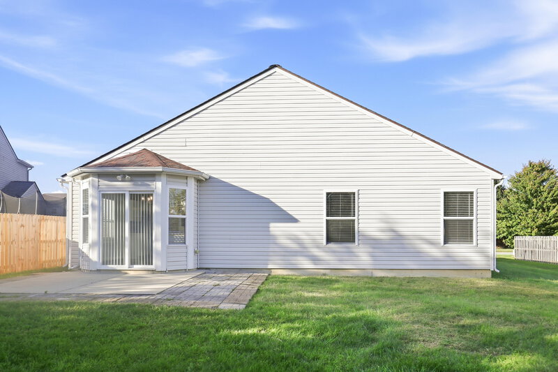 1,965/Mo, 823 Pine Lake Dr Greenwood, IN 46143 Rear View