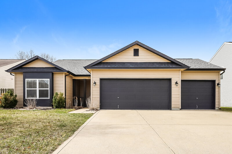 2,240/Mo, 3550 Limelight Ln Whitestown, IN 46075 External View